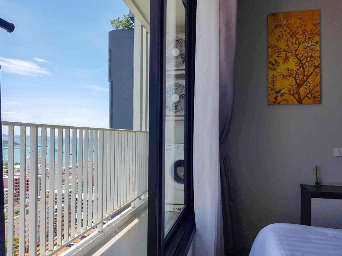 The Base Prime Apartment Pattaya Exterior photo