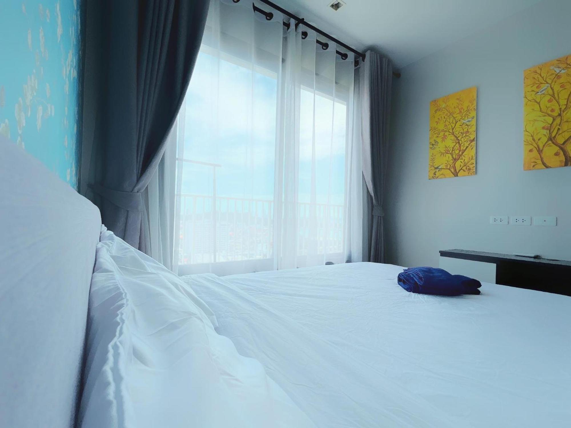 The Base Prime Apartment Pattaya Exterior photo